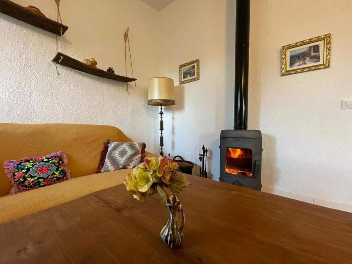 Aurora 2-Bed Cottage - Sleeps 4 - Montseny Park Arbúcies Esterno foto